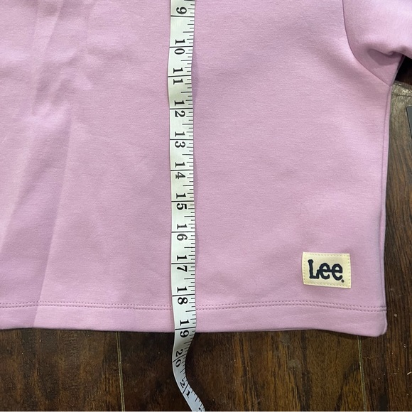 NWT Lee Cropped Oversized Sweatshirt Top Sugar Lilac Purple Size XS - Picture 8 of 8